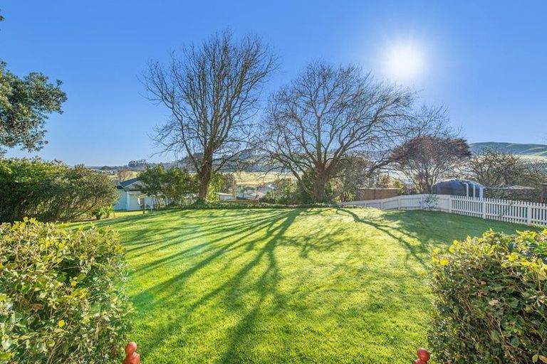 Photo of property in 14 Nelson Street, Helensville, 0800