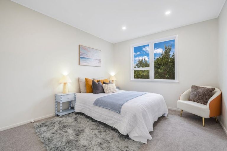 Photo of property in 14 Lysander Crescent, Beach Haven, Auckland, 0626