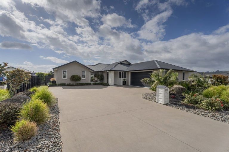 Photo of property in 134 Kupe Drive, Whitianga, 3510
