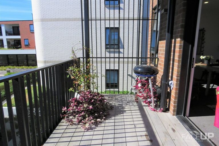 Photo of property in 105/75 Hobsonville Point Road, Hobsonville, Auckland, 0616