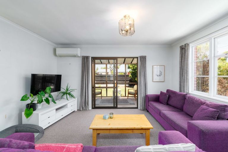 Photo of property in 1/11 Clouston Street, Saint Martins, Christchurch, 8022