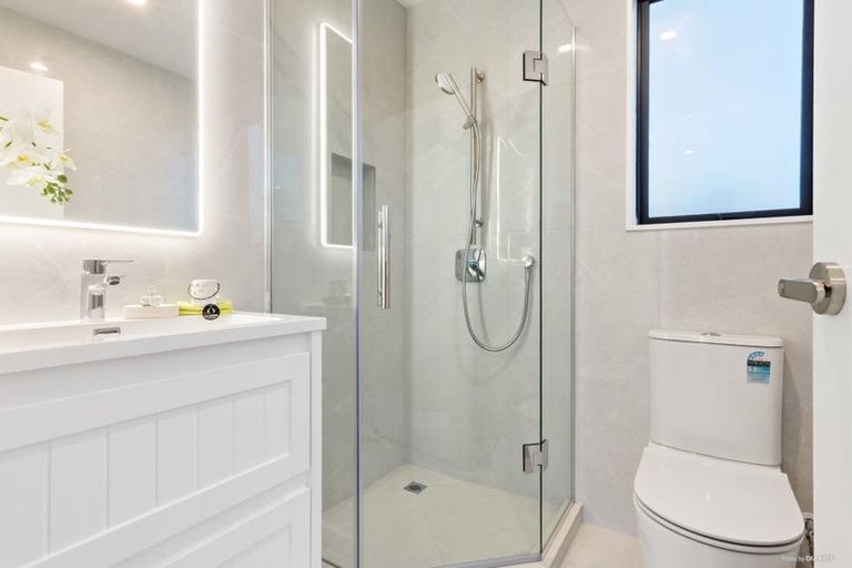 Photo of property in 19a Ervine Place, Bucklands Beach, Auckland, 2014
