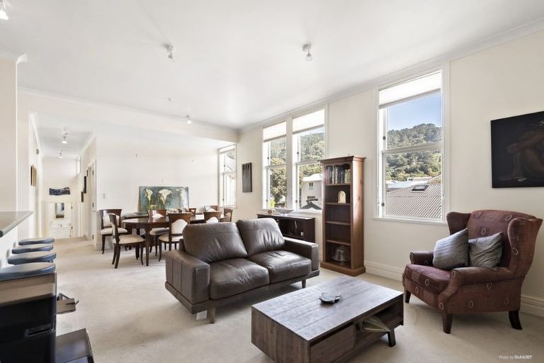 Photo of property in The Villas, 33u9 Hobson Street, Thorndon, Wellington, 6011