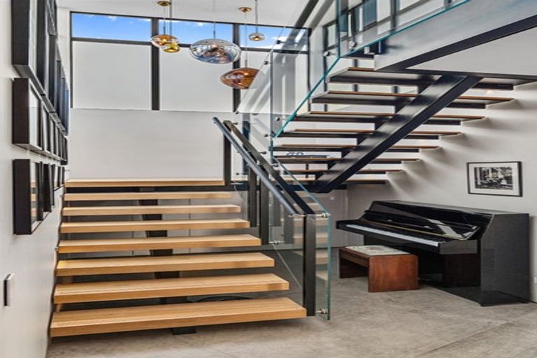 Photo of property in 7 Helmores Lane, Merivale, Christchurch, 8014