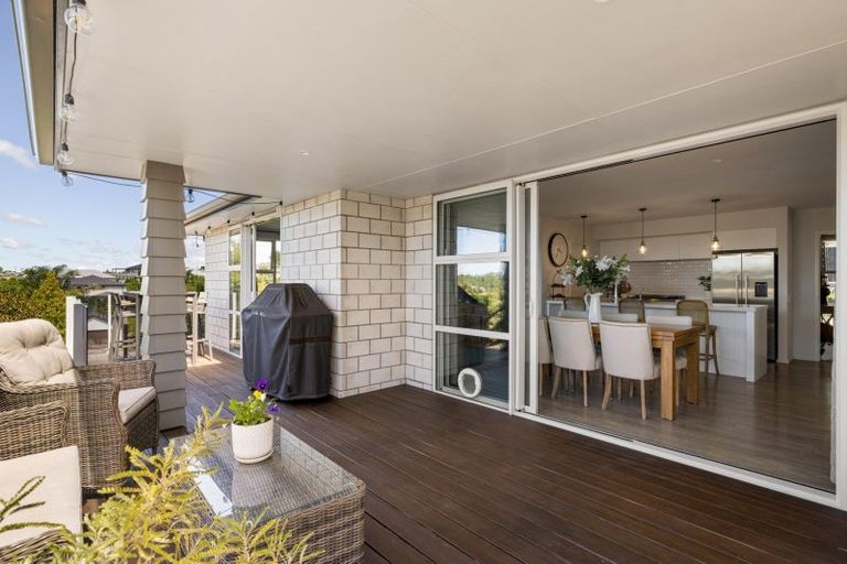 Photo of property in 32 Harbelle Close, Bethlehem, Tauranga, 3110