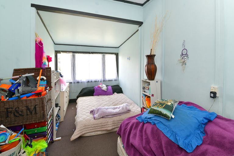 Photo of property in 12 Marie Avenue, Red Beach, 0932