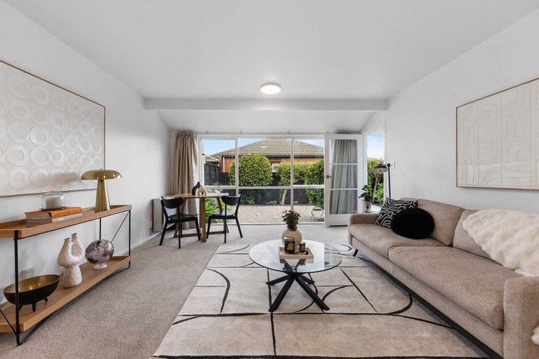 Photo of property in 4/30b Nortons Road, Avonhead, Christchurch, 8042