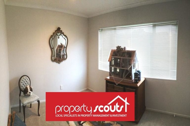 Photo of property in Waimanu Bay Village, 25/1 Piriti Drive, Te Atatu Peninsula, Auckland, 0610