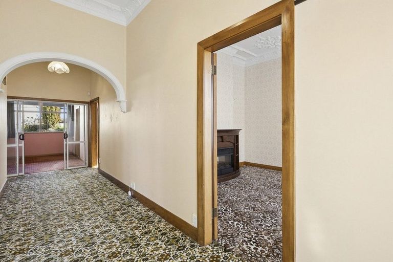 Photo of property in 37 Mornington Road, Balaclava, Dunedin, 9011