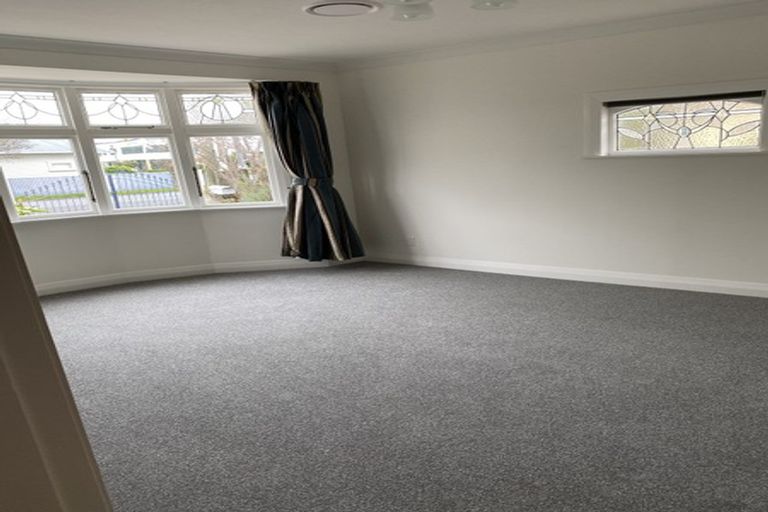 Photo of property in 37 Bristol Square, Hutt Central, Lower Hutt, 5010