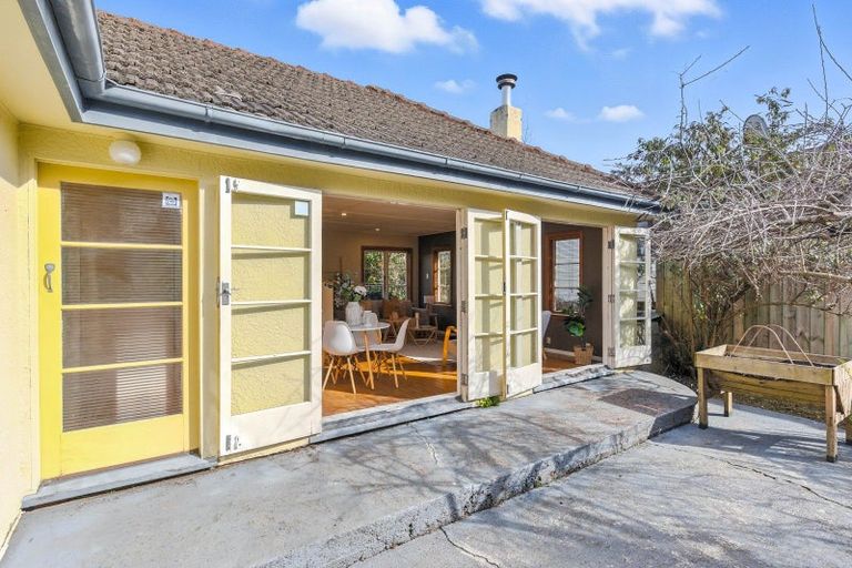 Photo of property in 25 Weka Road, Raumati Beach, Paraparaumu, 5032