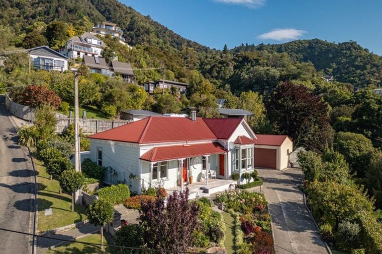 Photo of property in 7 Rutland Street, Picton, 7220