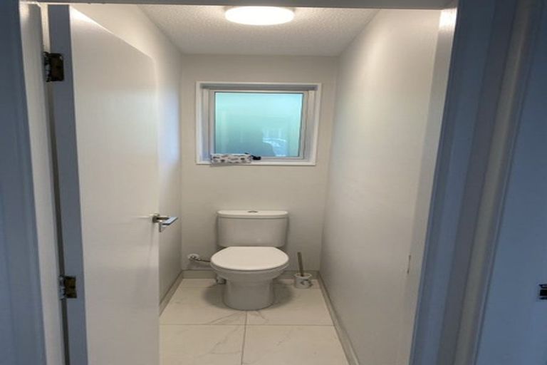 Photo of property in 1/104 Picton Avenue, Riccarton, Christchurch, 8011