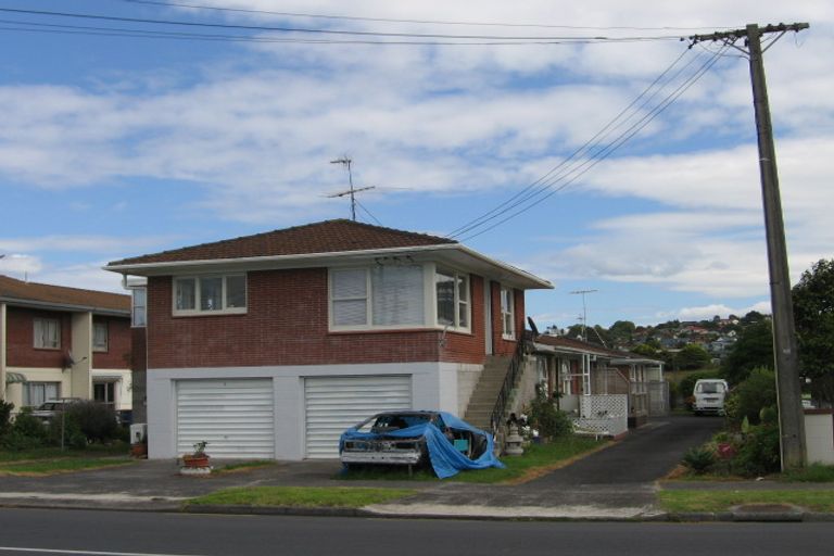 Photo of property in 2/774 Beach Road, Browns Bay, Auckland, 0630