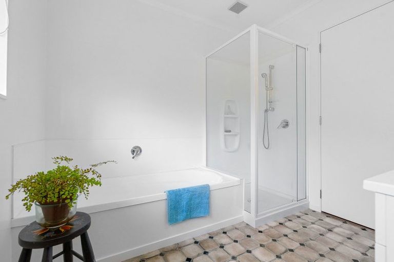 Photo of property in 61 Grosvenor Street, Cambridge, 3434