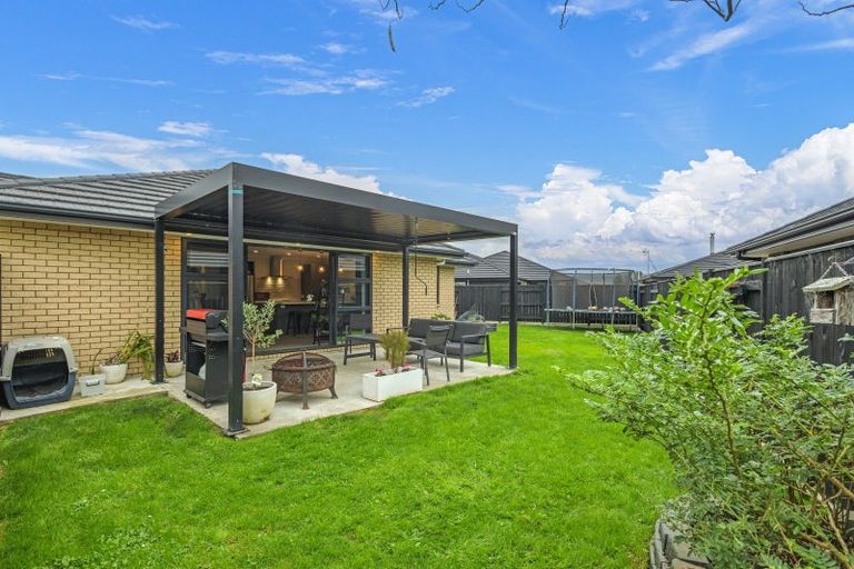 Photo of property in 11 Pearl Grove, Ashhurst, 4810