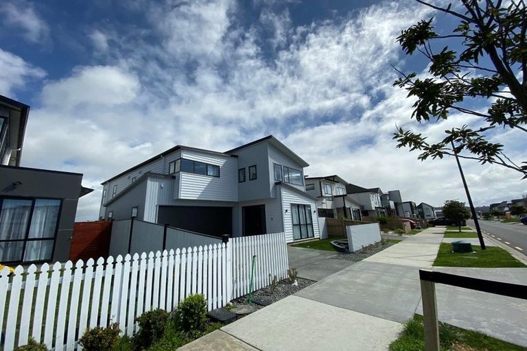 Photo of property in 16 Kokowai Parade, Hobsonville, Auckland, 0616