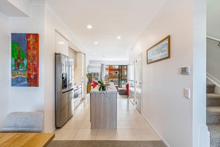 Photo of property in 17 Kanuka Road, Hobsonville, Auckland, 0616