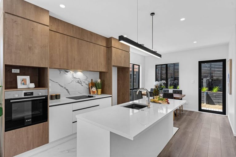 Photo of property in 9 Greenbrier Street, Westgate, 0814