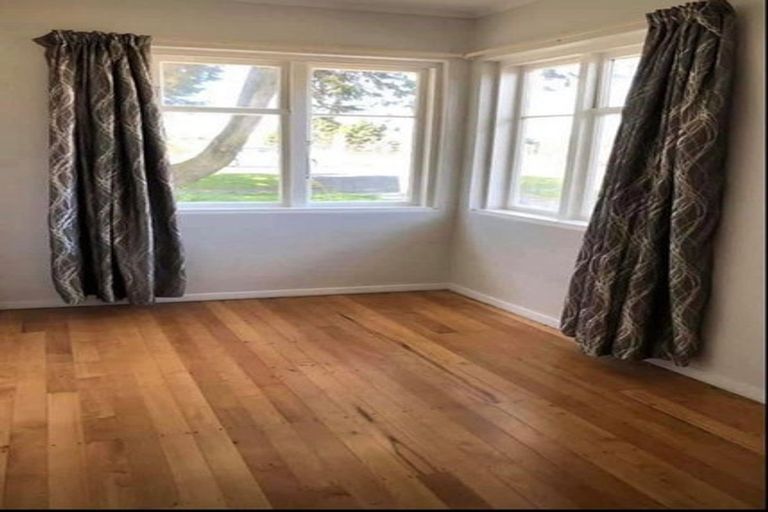 Photo of property in 1/27 Pakuranga Road, Pakuranga, Auckland, 2010