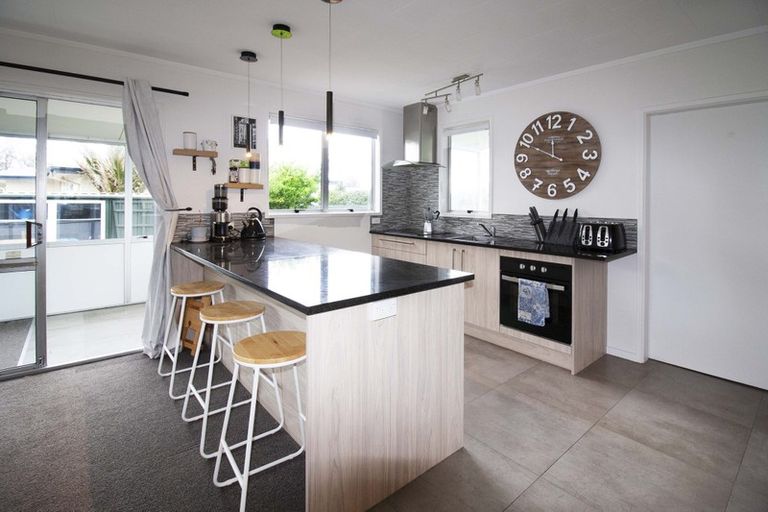 Photo of property in 12 Harriet Place, Spotswood, New Plymouth, 4310