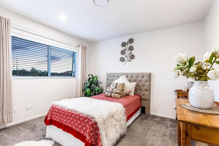 Photo of property in 17 Floyd Road, Riverhead, 0820