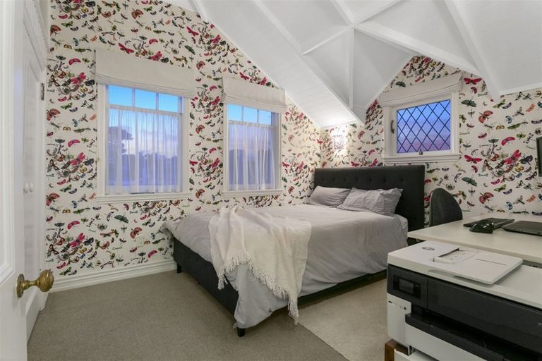 Photo of property in 2/4 Stratford Avenue, Milford, Auckland, 0620