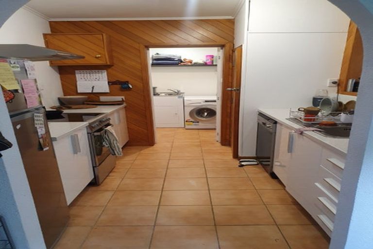 Photo of property in 36 Silverstream Road, Crofton Downs, Wellington, 6035