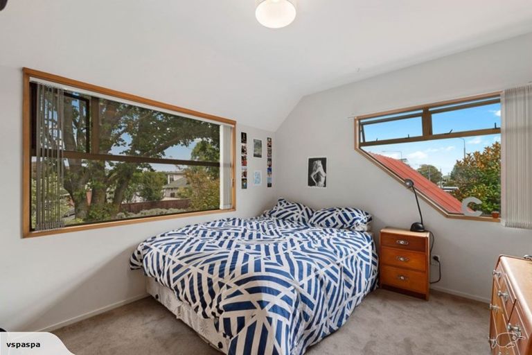 Photo of property in 161 Cashmere Road, Hoon Hay, Christchurch, 8025