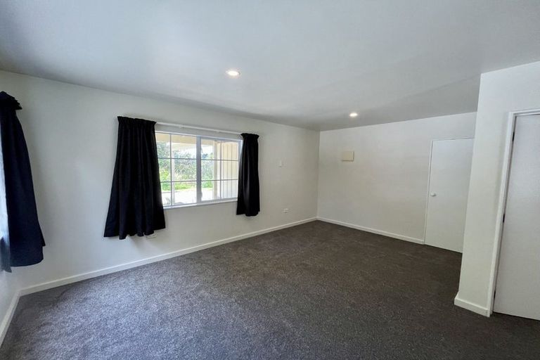 Photo of property in 246 Monowai Road, Wainui, Silverdale, 0994