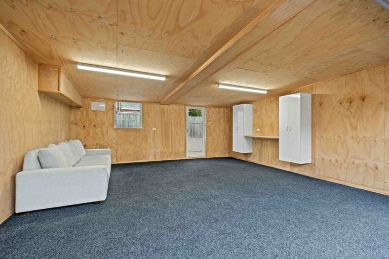 Photo of property in 19 Lawrence Crescent, Hillpark, Auckland, 2102