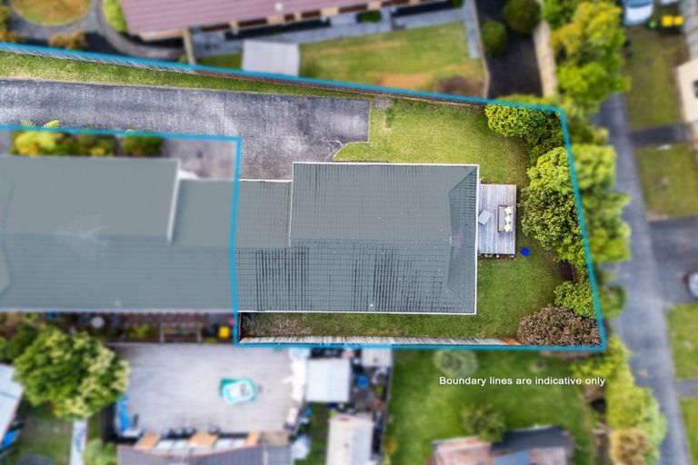 Photo of property in 2/23 Septimus Place, Henderson, Auckland, 0612