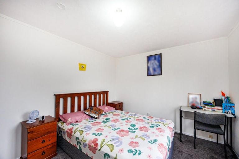 Photo of property in 5 Cargill Grove, Kelvin Grove, Palmerston North, 4414