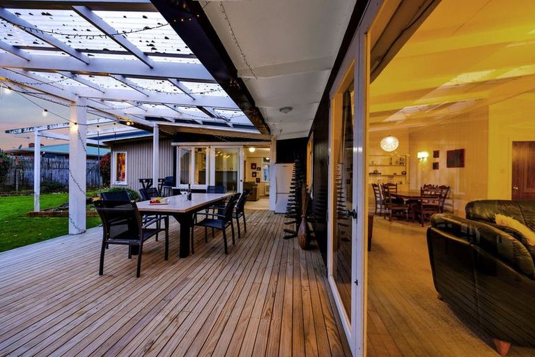 Photo of property in 3 Mccarthy Street, Hawera, 4610