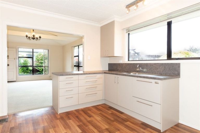 Photo of property in 1/99 Saint Martins Road, Saint Martins, Christchurch, 8022