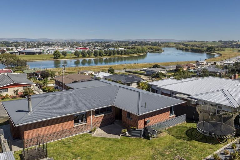 Photo of property in 43 Stamford Street, Balclutha, 9230