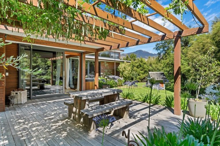 Photo of property in 9 Mount Gold Place, Wanaka, 9305