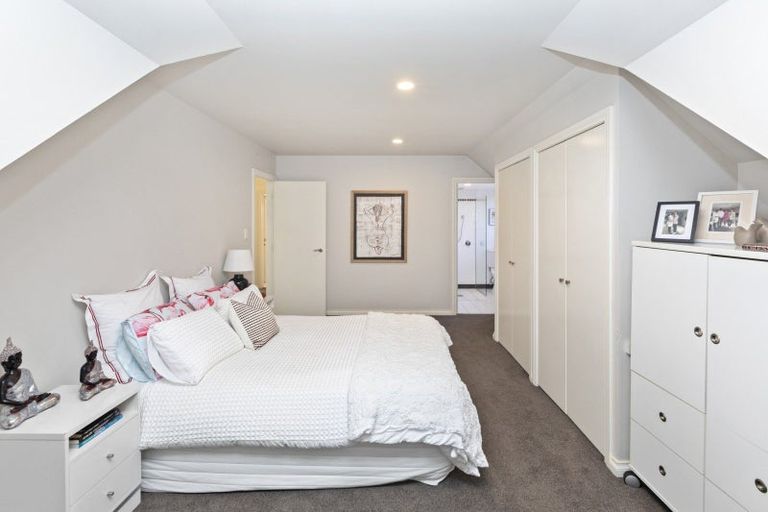Photo of property in 30a Waiwetu Street, Fendalton, Christchurch, 8052