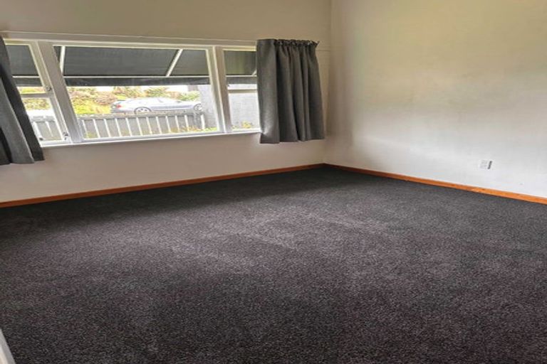 Photo of property in 15 Chamberlain Road, Karori, Wellington, 6012