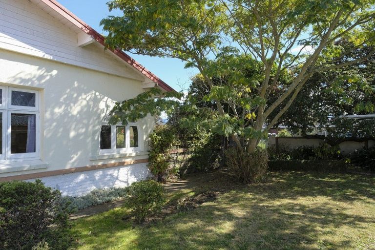 Photo of property in 2 Maine Street, Dannevirke, 4930