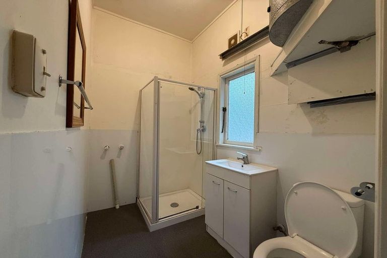 Photo of property in 142 Aro Street, Aro Valley, Wellington, 6021