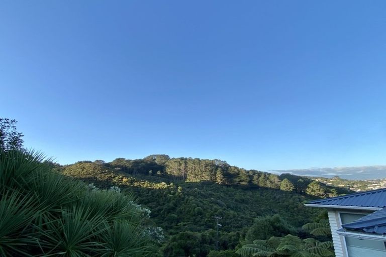 Photo of property in 2/123 Makara Road, Karori, Wellington, 6012