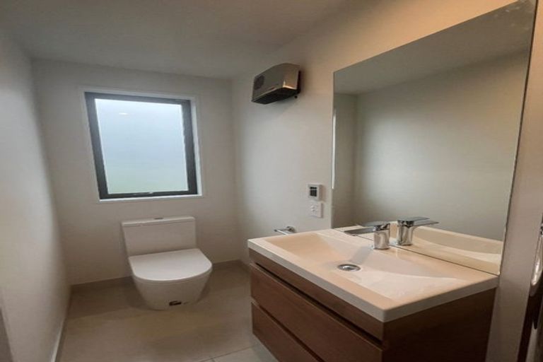 Photo of property in 13 Goldsmith Place, Waltham, Christchurch, 8023