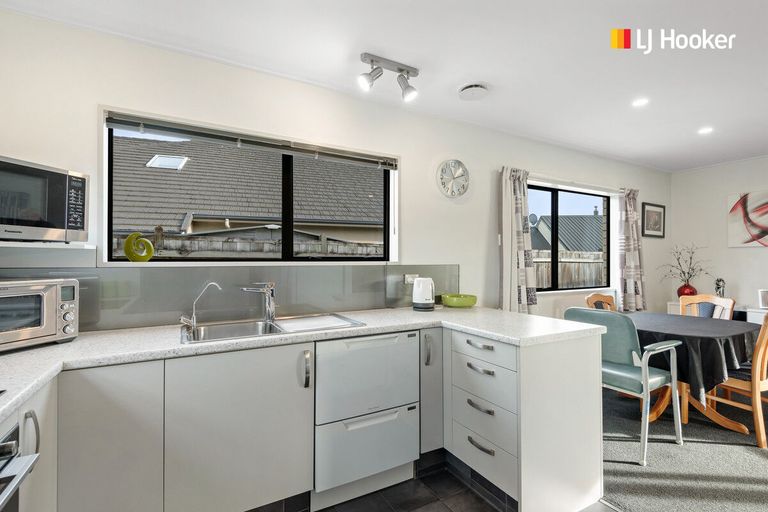 Photo of property in 64 Hagart-alexander Drive, Mosgiel, 9024