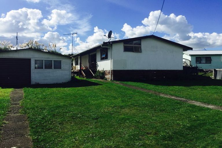 Photo of property in 11 Cherry Grove, Tuakau, 2121