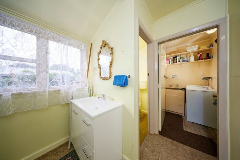 Photo of property in 32 Leslie Street, Waiau, 7332