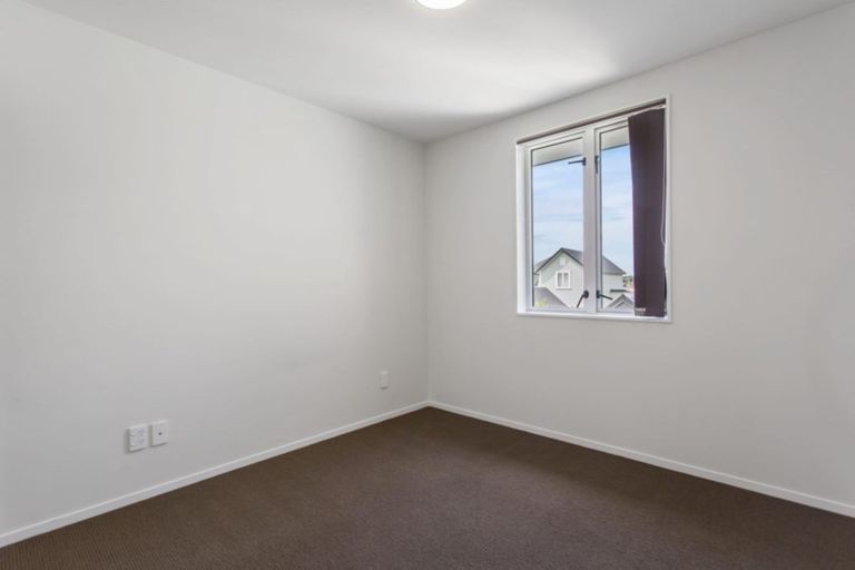 Photo of property in 87 Grove Road, Papakura, 2110