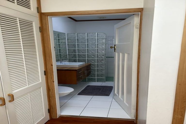 Photo of property in 281 The Parade, Island Bay, Wellington, 6023