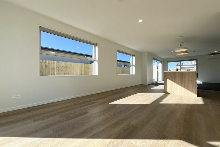 Photo of property in 10 Rita Angus Road, Belfast, Christchurch, 8051