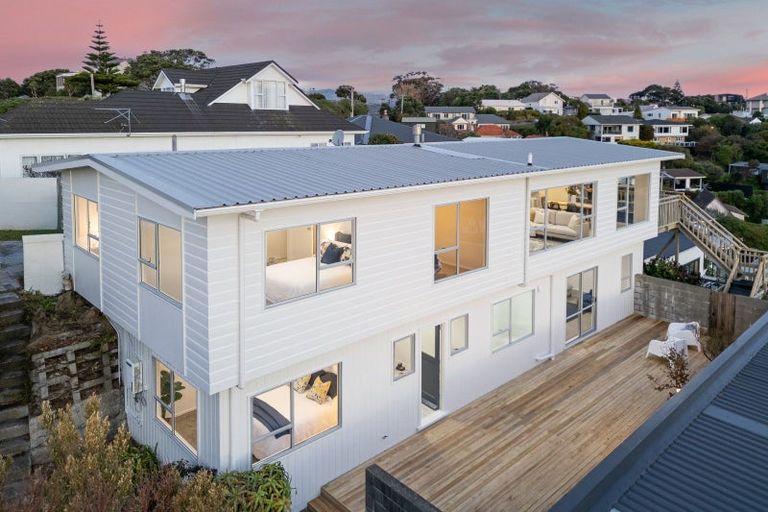 Photo of property in 139a Seatoun Heights Road, Miramar, Wellington, 6022